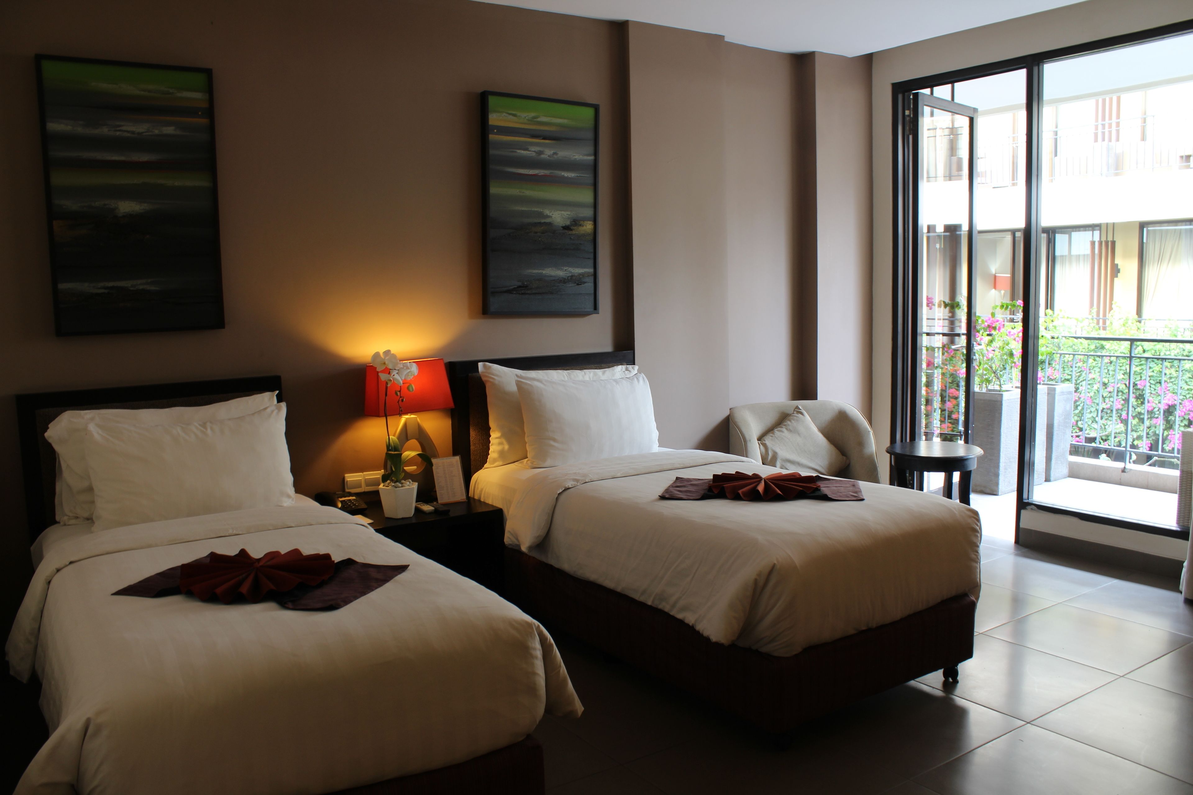 Foto - 100 Sunset Kuta Hotel & Ballroom