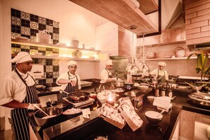3 restaurants, lunch, dinner served; international cuisine  - Machchafushi Island Resort & Spa Maldives, The Centara Collection (Machchafushi)