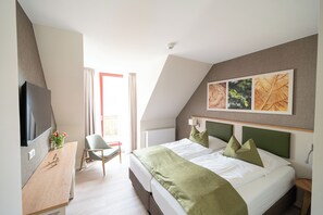 Standard Duplex, 1 Bedroom, Garden View | Hypo-allergenic bedding, in-room safe, free WiFi, bed sheets - BEECH Resort Plauer See (Ganzlin)