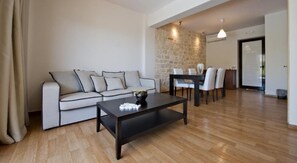 複式房屋, 私人泳池 (Maisonette) | 防敏寢具、羽絨被、記憶棉床墊、迷你吧