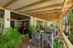 Fachada de la propiedad