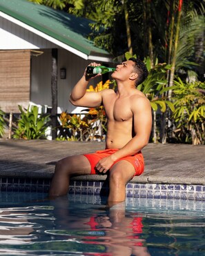 2 outdoor pools, sun loungers - Orator Hotel Samoa (Apia)