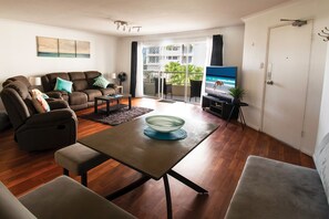 公寓, 1 间卧室, 花园景观 | 起居区 | 平板电视、DVD 播放器