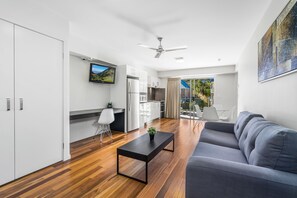 Suite, 2 Bedrooms | Living area - Essence Apartments Chermside (Chermside)