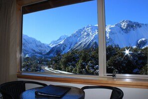 View from room - Aoraki Mount Cook Alpine Lodge (Mount Cook)