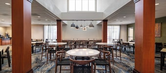 Fairfield Inn & Suites Visalia Tulare