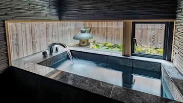 Traditional House, 3 Bedrooms, Kitchen, Garden View | Bathroom | Separate tub and shower, deep soaking tub, free toiletries, hair dryer