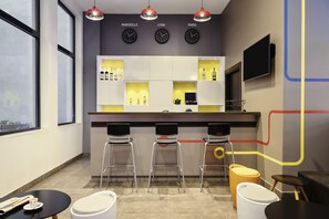 Bar (en la propiedad)