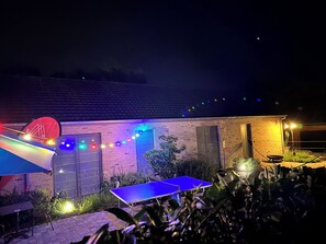 Children's play area - outdoor