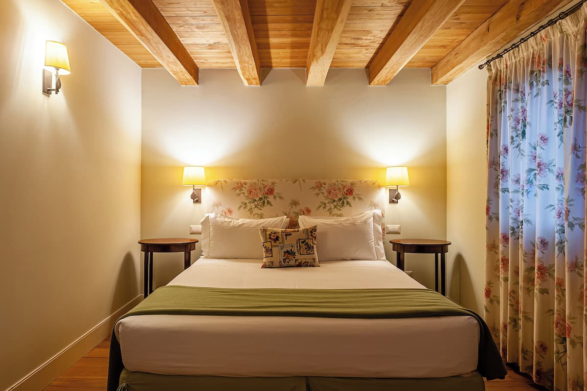 2 slaapkamers, luxe beddengoed, een bureau, gratis wifi
