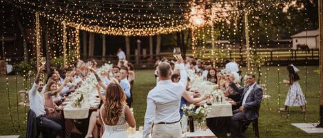 Espace banquet en plein air