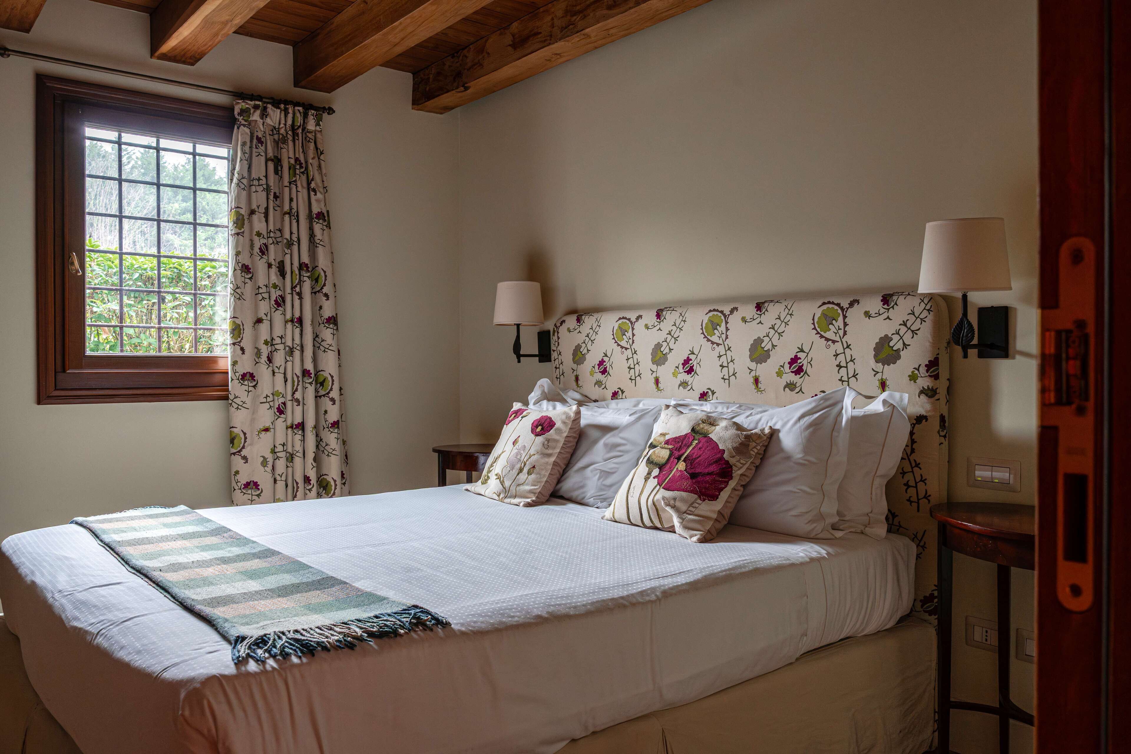 Premium bedding, desk, free WiFi, bed sheets