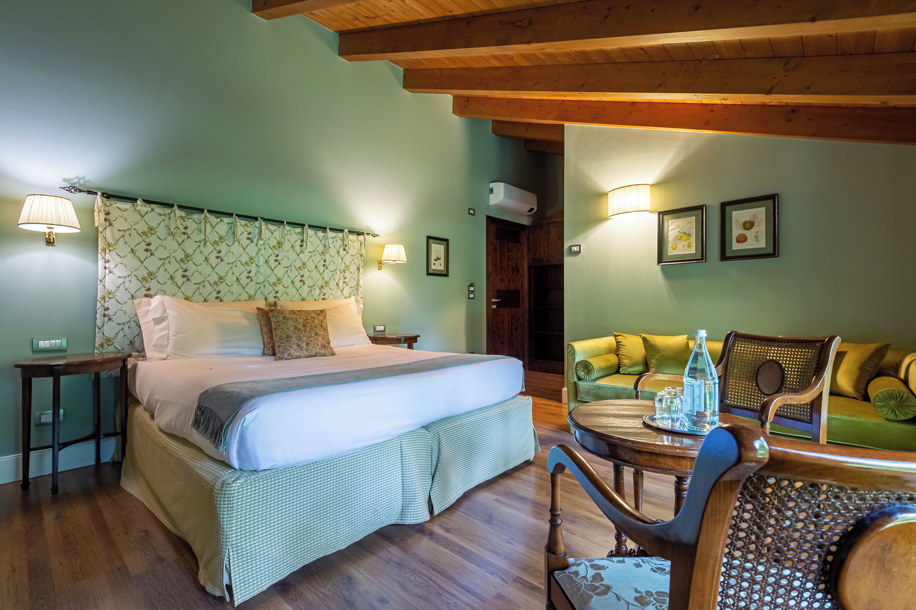 Camera Superior Dependance