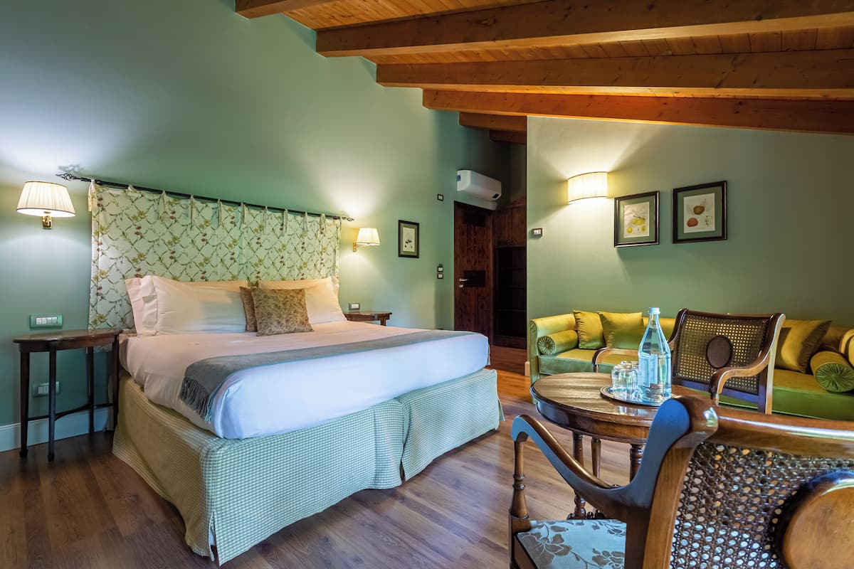 Camera Superior Dependance