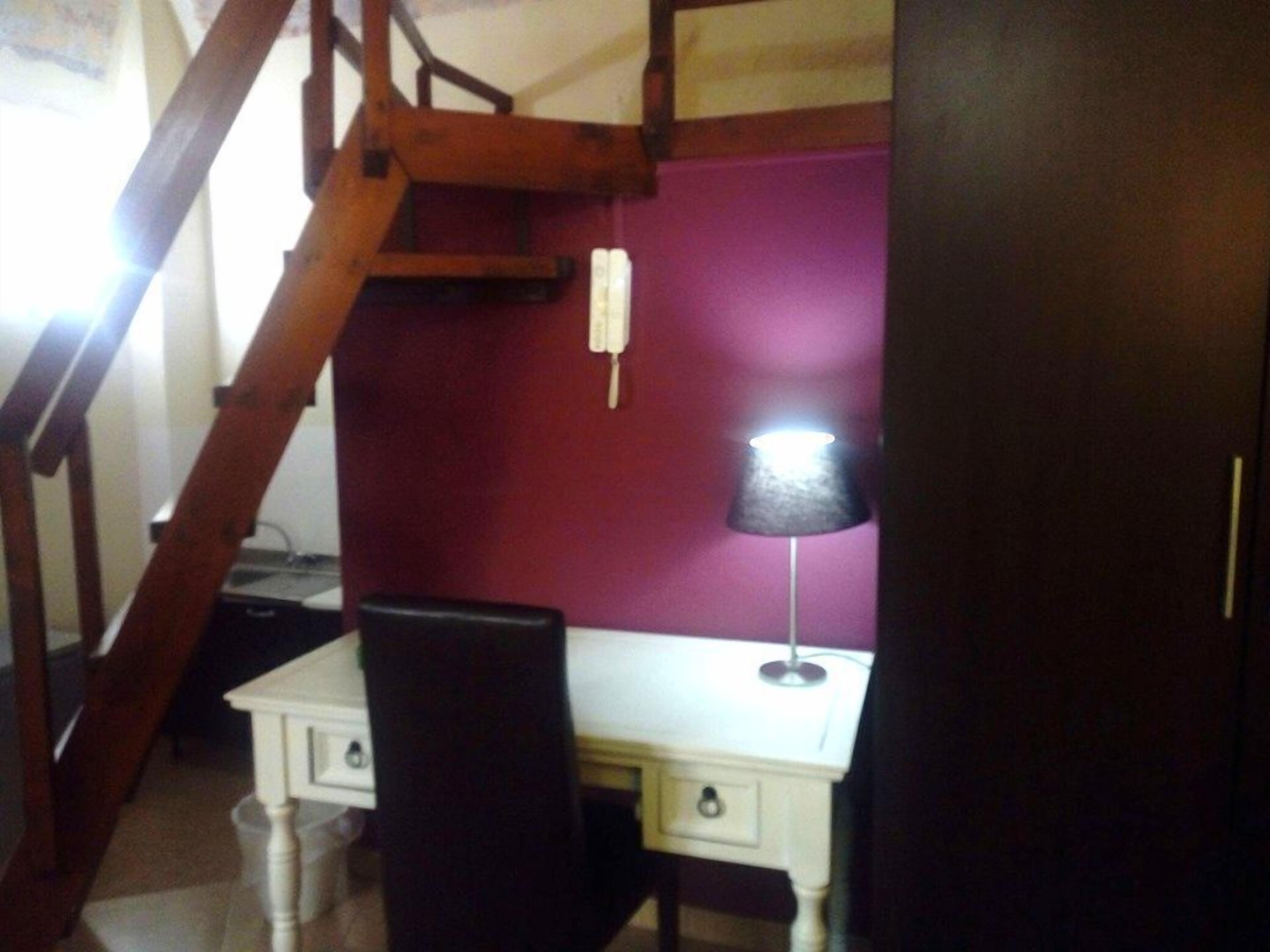 minibar, soundproofing, free wifi, bed sheets