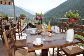 Daily local cuisine breakfast (EUR 10 per person)