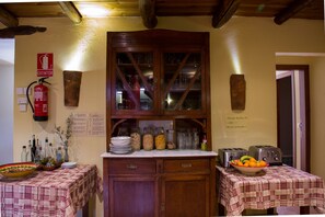 Café da manhã com pratos da culinária local grátis nos fins de semana