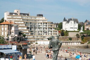 Beach - Best Western Hotel Le Crystal Dinard (Dinard)