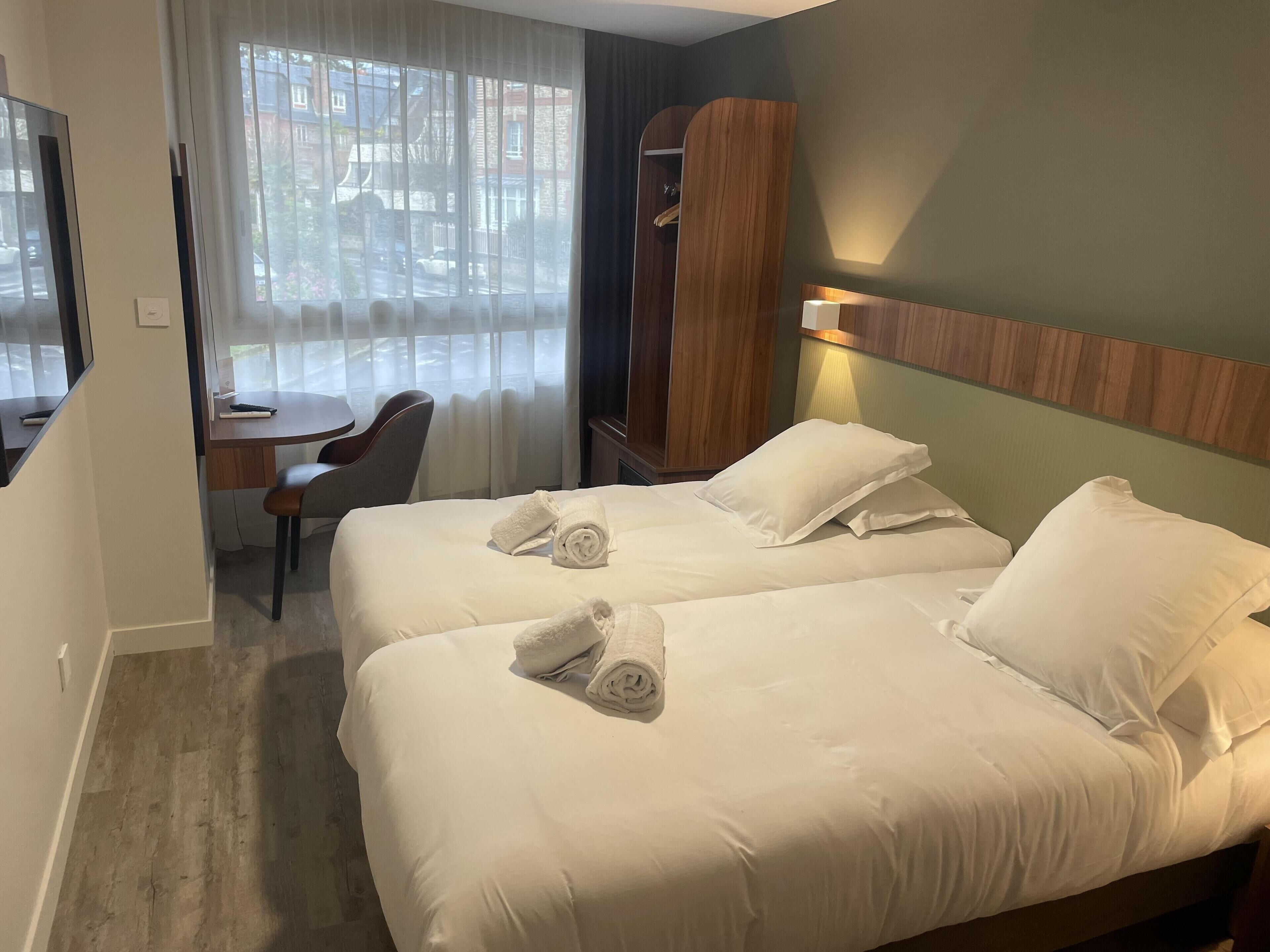 Standard Room, 1 Queen Bed, Non Smoking