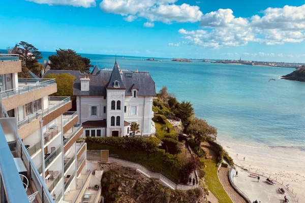 Beach/ocean view