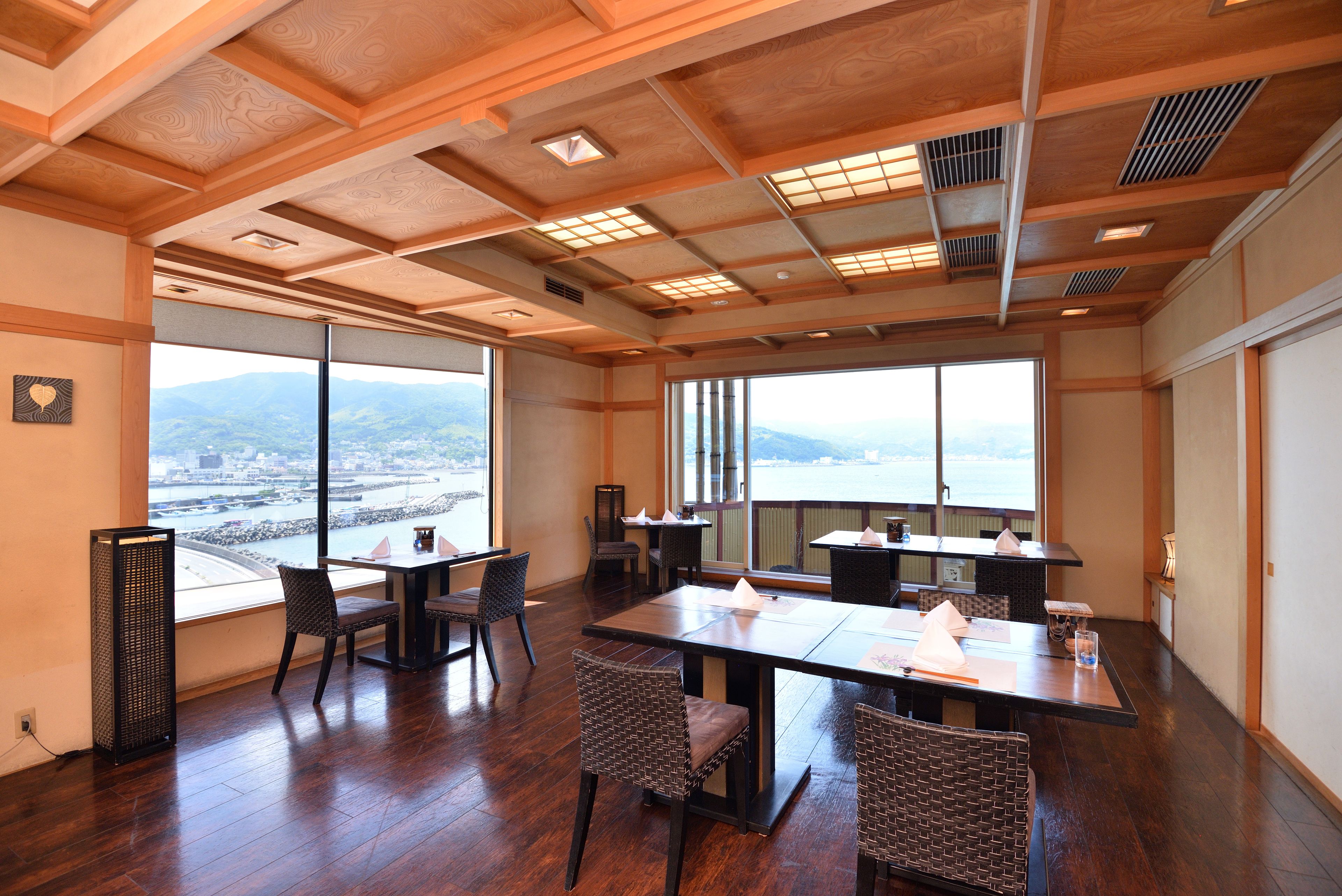 breakfast and dinner served