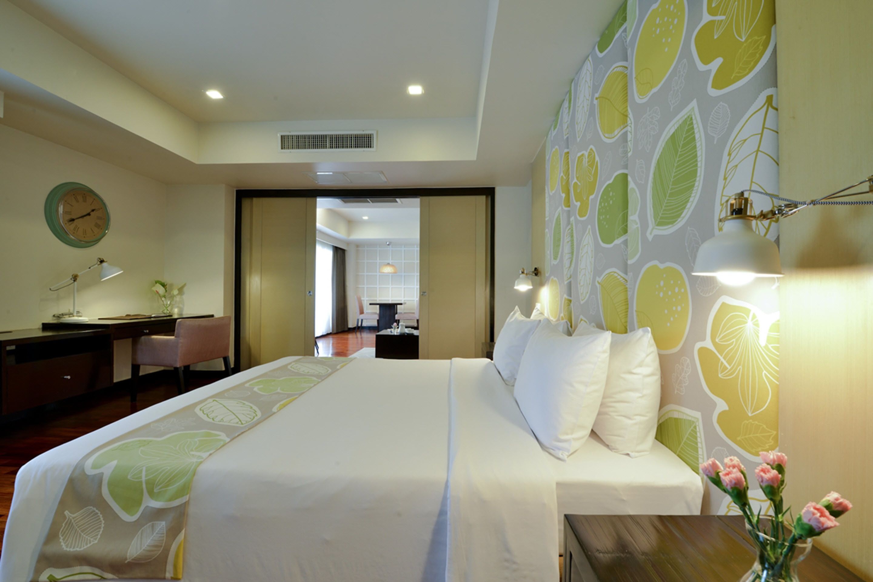 1 bedroom premier | in-room safe, desk, laptop workspace, iron/ironing board