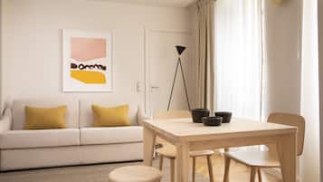 36-Zoll-LCD-Fernseher mit Satellitenempfang, Fernseher