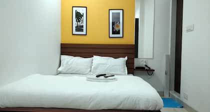 New Shahana - Hostel