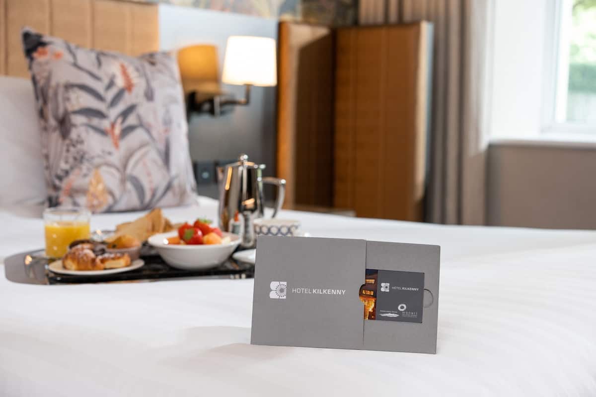 In-room safe, iron/ironing board, free WiFi, bed sheets