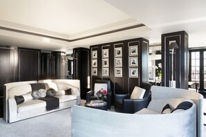 Mayfair Penthouse | Living area