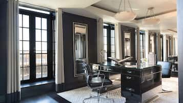 Mayfair Penthouse | Living area | 51-inch flat-screen TV with digital channels, TV, books