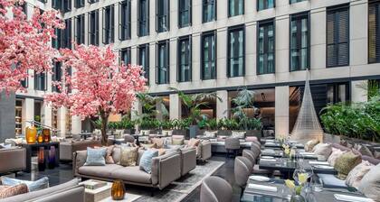 Grosvenor House Suites