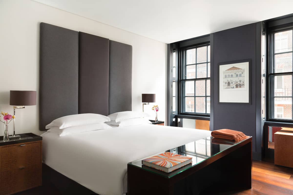 Egyptinpuuvillaiset lakanat, ylelliset vuodevaatteet, minibaari