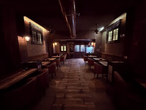 2 bars/lounges - Hotel Alka Residency (Thane)