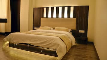Super Deluxe Room | Egyptian cotton sheets, premium bedding, memory foam beds