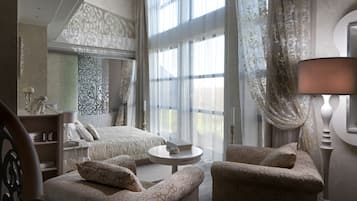 Premium bedding, down duvets, minibar, in-room safe