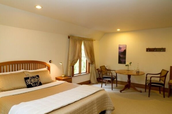 Luxury suite - Cambria House (Nelson)