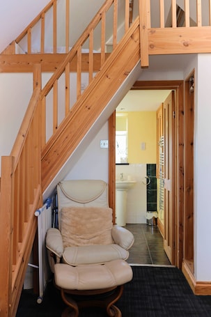 Miscellaneous. Orchard House