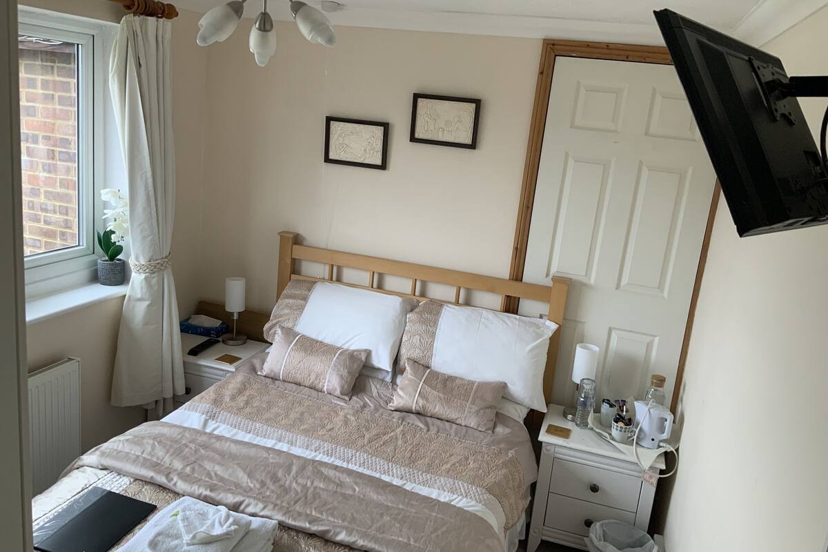 Standard Double Room, Ensuite
