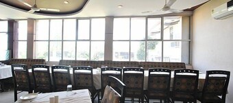 Classic 7 Hotel & Restaurant