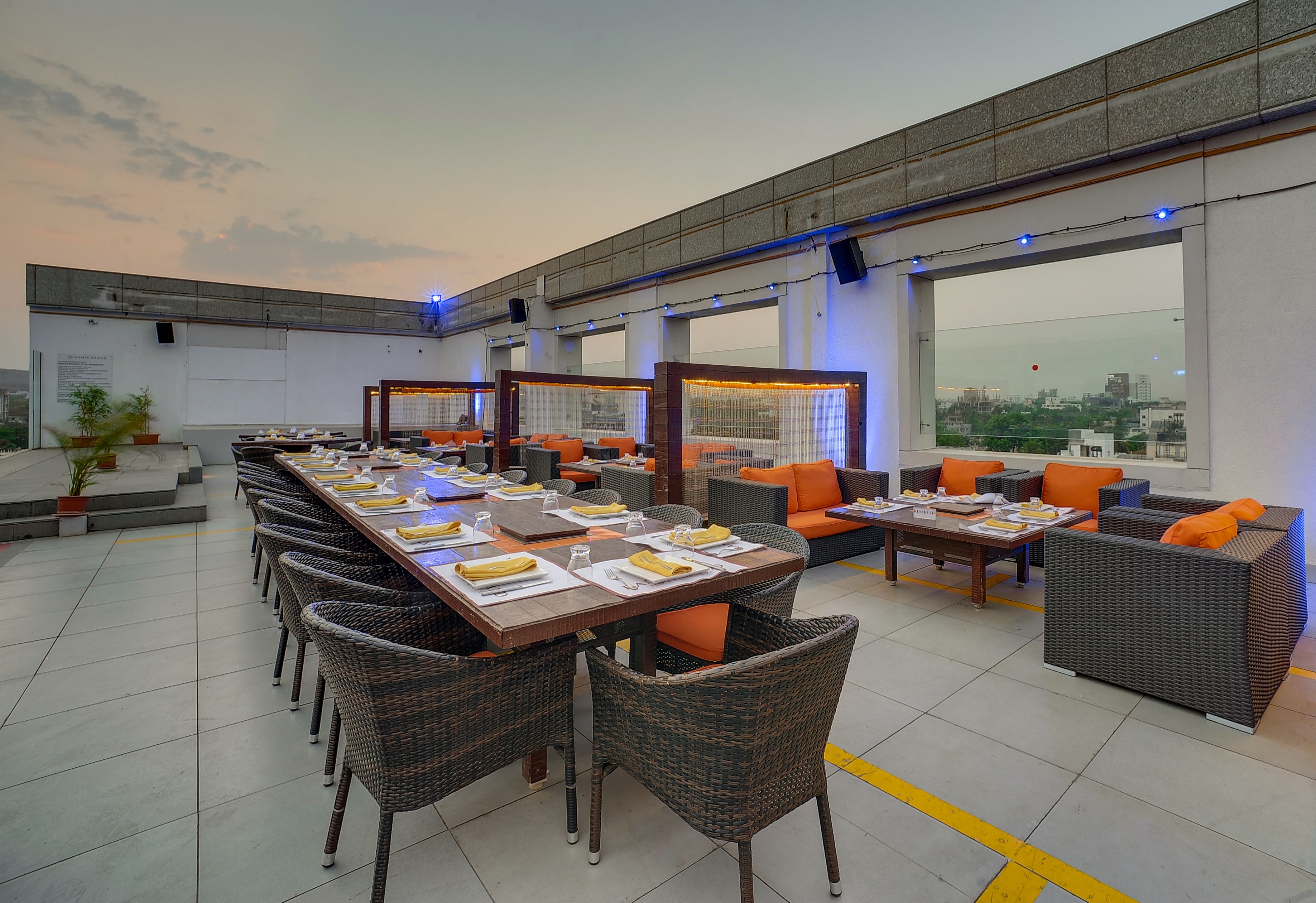 Daily buffet breakfast for a fee