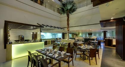 Ramee Grand Hotel and Spa, Pune