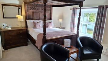 Double Room, Ensuite (Four Poster)