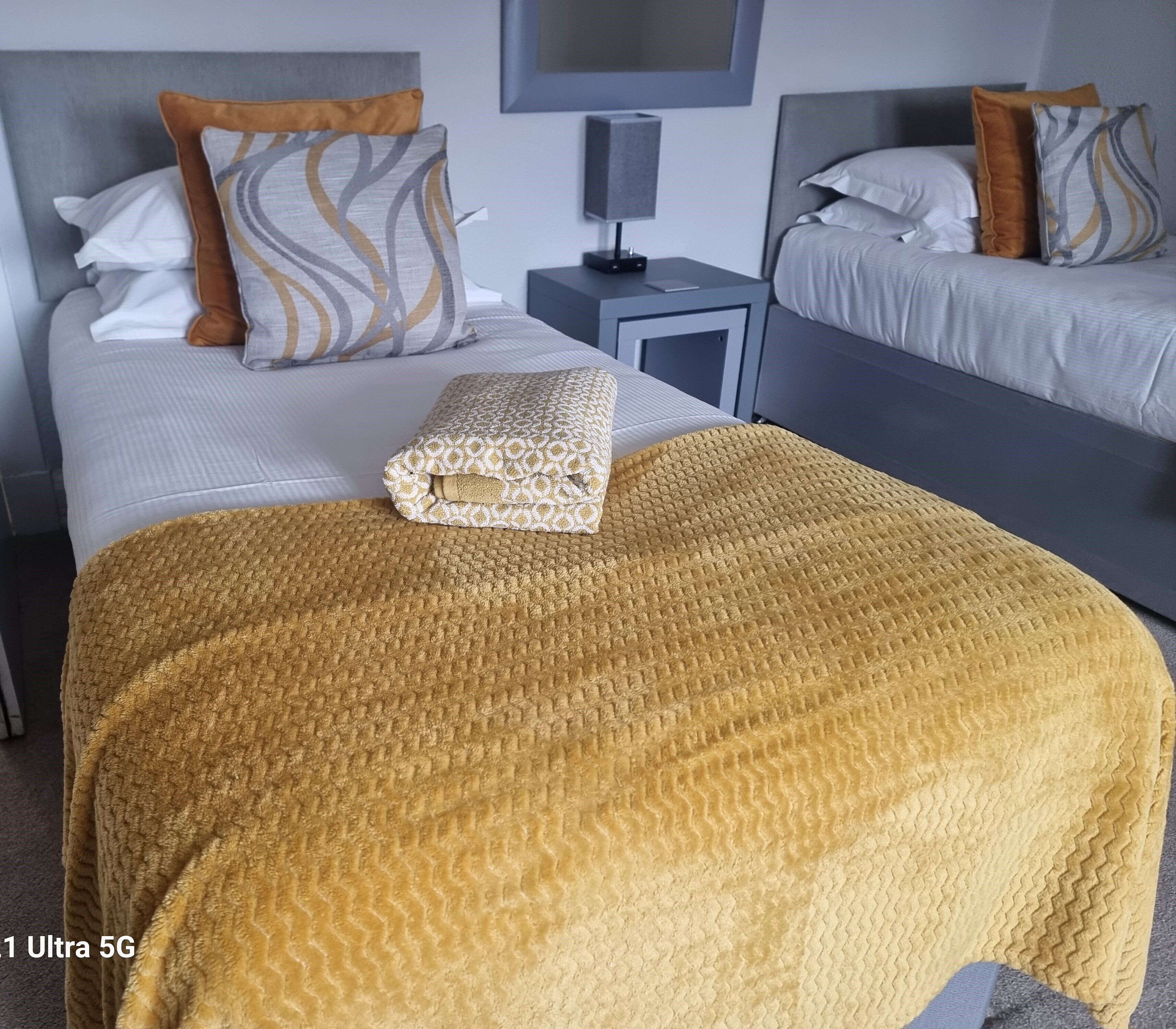 Twin Room, Ensuite | Iron/ironing board, free WiFi, bed sheets