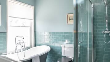 Superior Double Room, Private Bathroom (Superior Superking Bath) | Bathroom