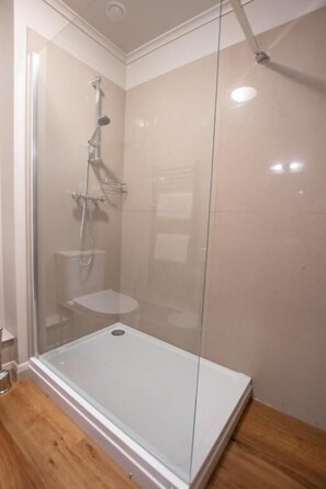 Doppelzimmer, mit Bad | Badezimmer