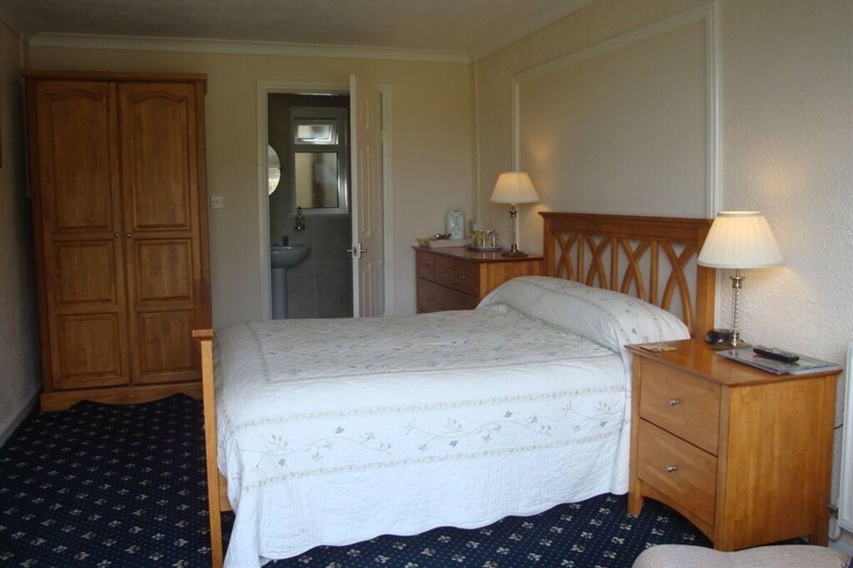 Double Room, Ensuite