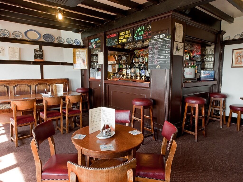 酒吧（店内）
