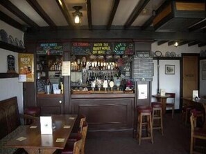 Bar (in der Unterkunft)