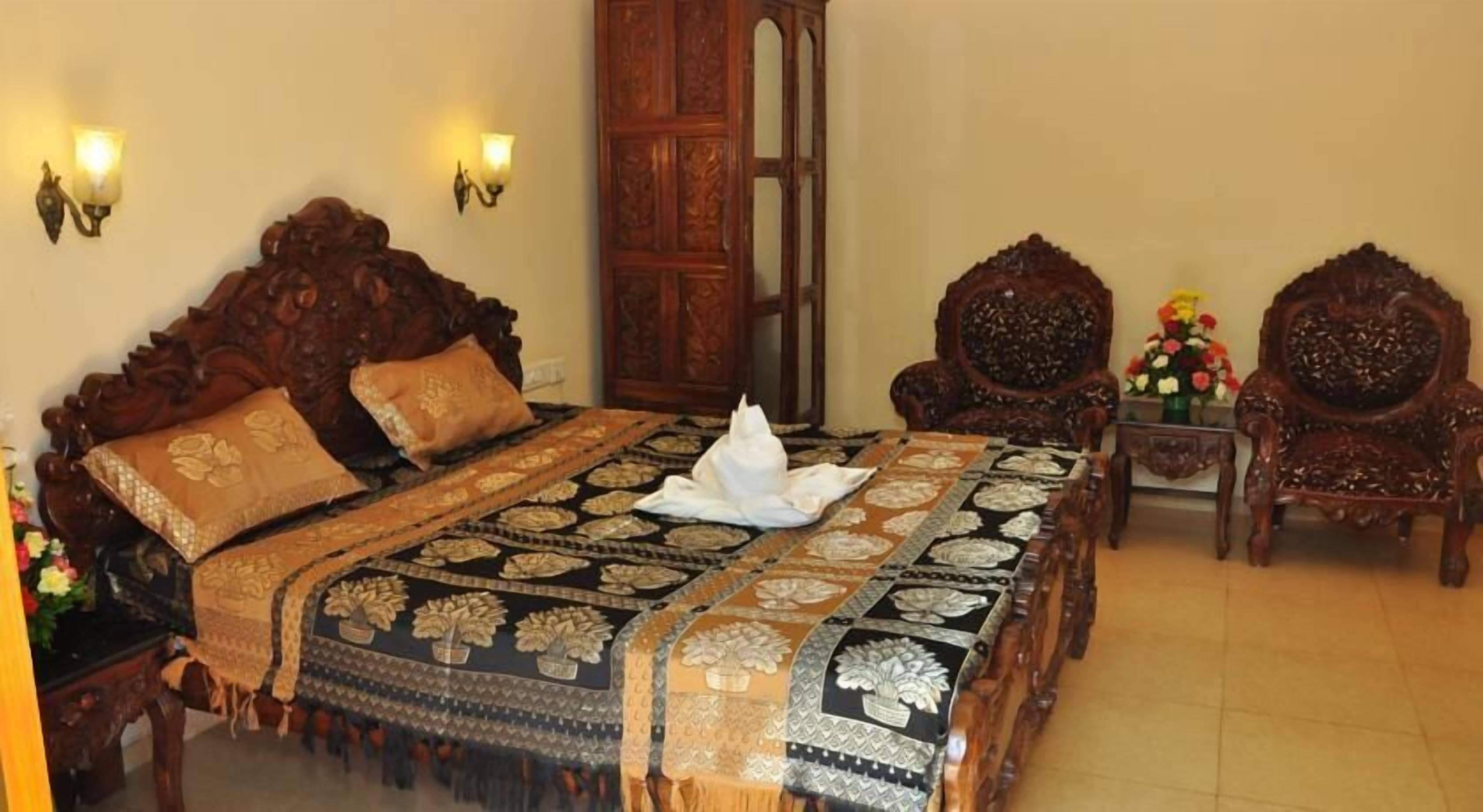 Quarto casal luxo | Camas Tempur-Pedic, frigobar, cofres nos quartos, Wi-Fi de cortesia